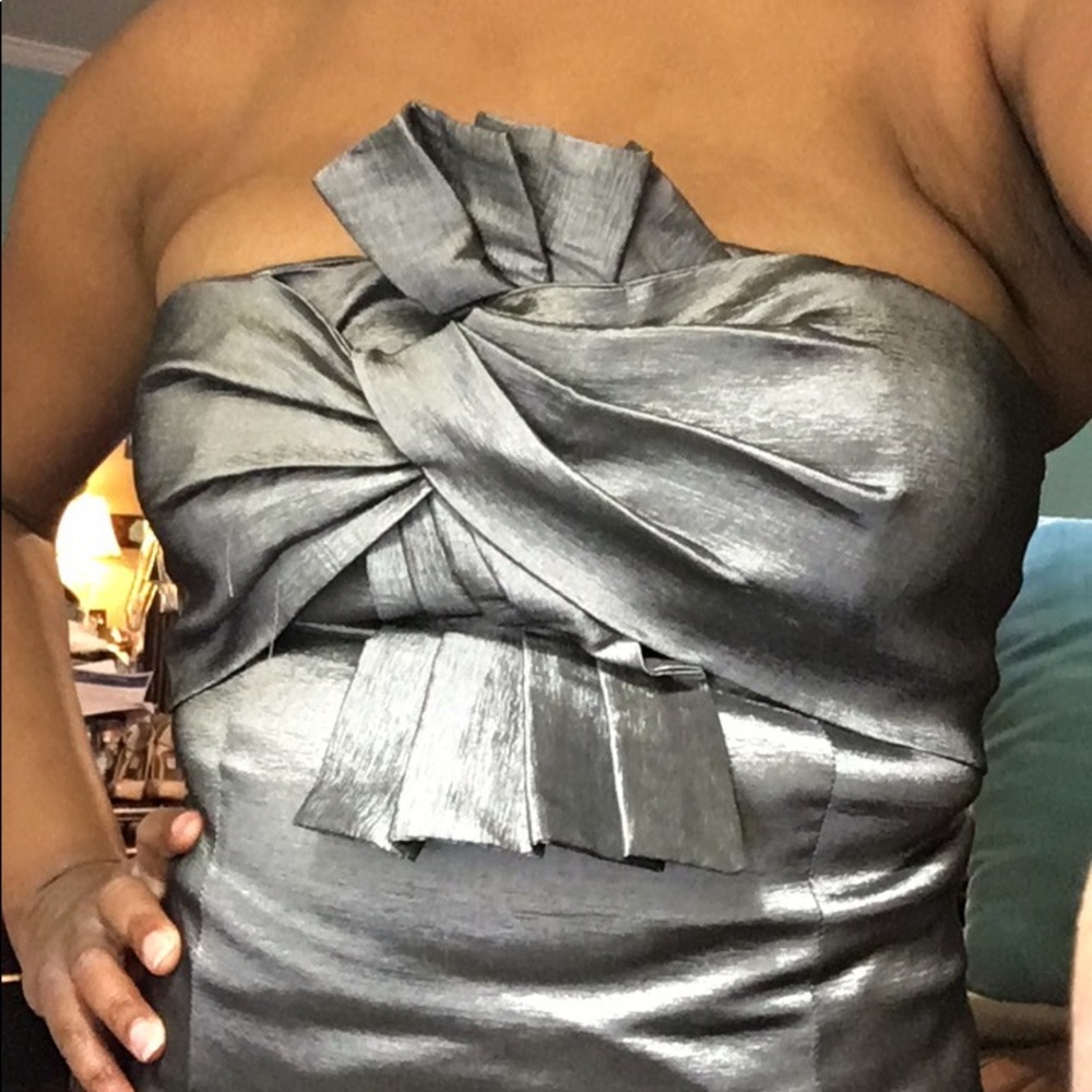 Dress - Picture 2 of 4
